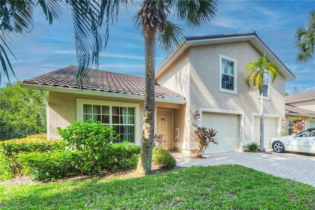 3555 Avion Woods Ct 501, Naples, FL 34104-1