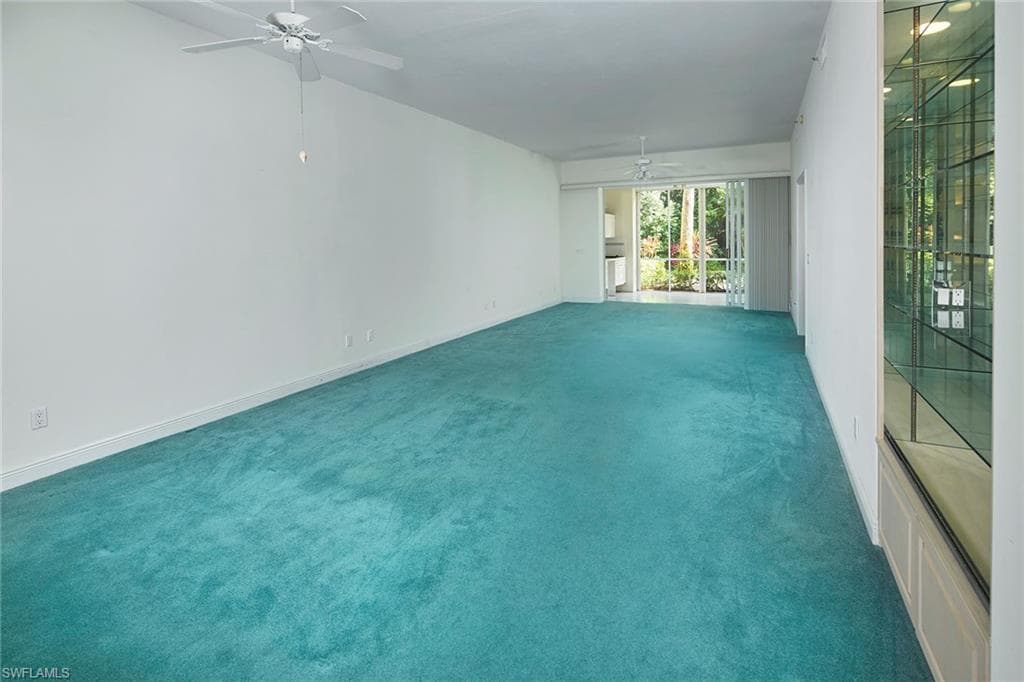 2405 Hidden Lake Dr 4705, Naples, FL 34112-9