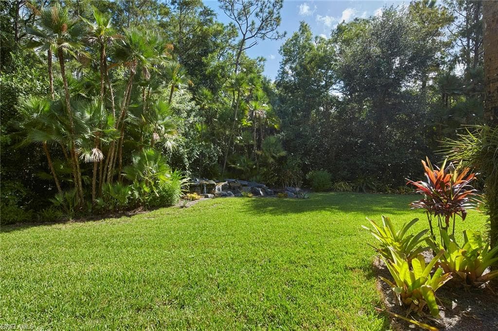 2405 Hidden Lake Dr 4705, Naples, FL 34112-3