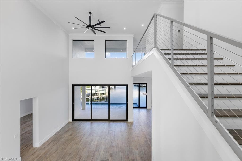 109 Gulfstream St, Marco Island, FL 34145-16