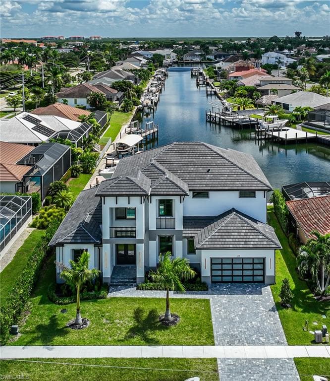 109 Gulfstream St, Marco Island, FL 34145-1