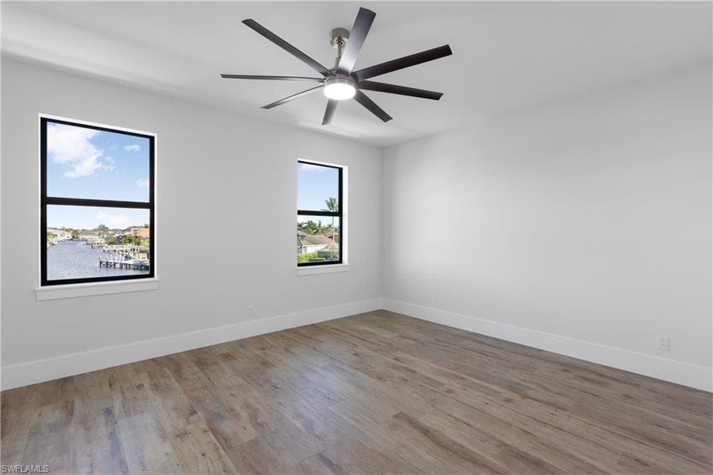 109 Gulfstream St, Marco Island, FL 34145-28