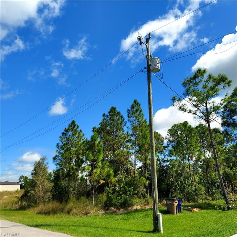 3206 Nora Ave N, Lehigh Acres, FL 33971-2