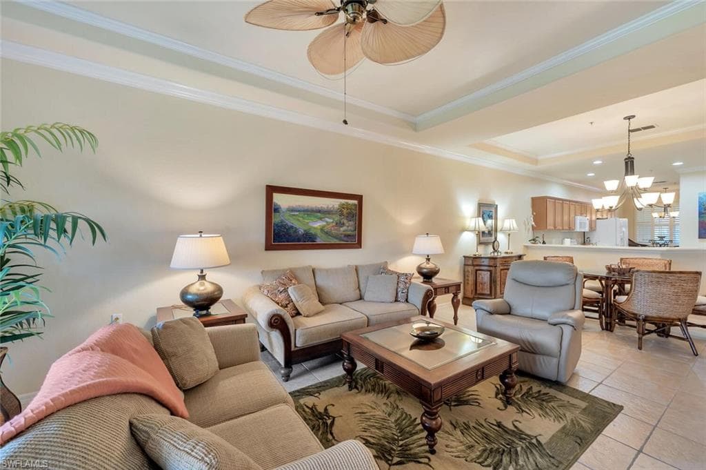 4863 Hampshire Ct 305, Naples, FL 34112-16
