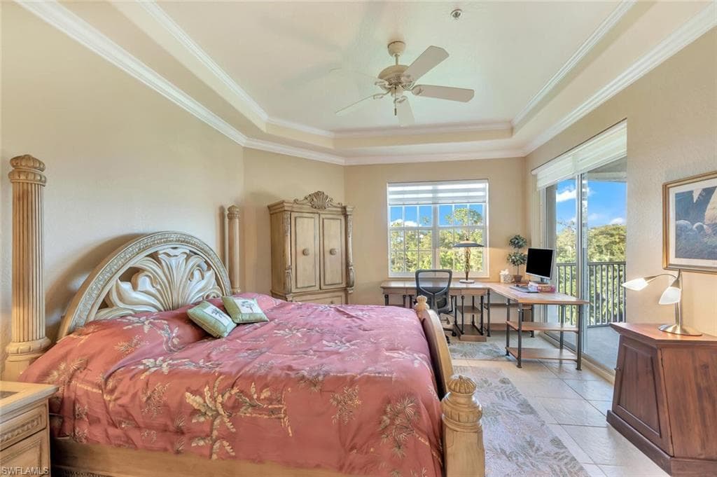 4863 Hampshire Ct 305, Naples, FL 34112-21
