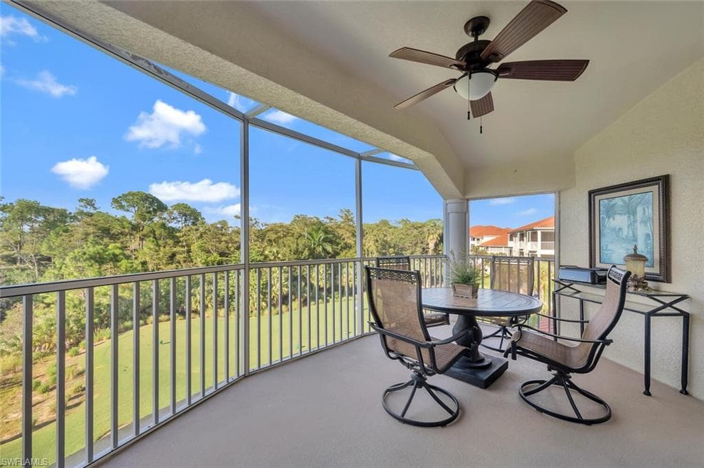 4863 Hampshire Ct 305, Naples, FL 34112-31