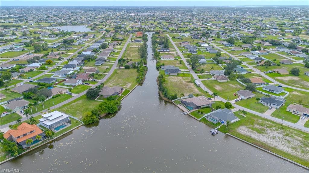 1119 20th Pl, Cape Coral, FL 33993-34