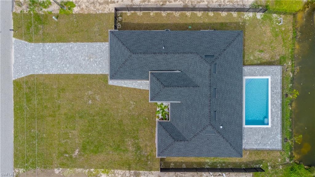 1119 20th Pl, Cape Coral, FL 33993-35