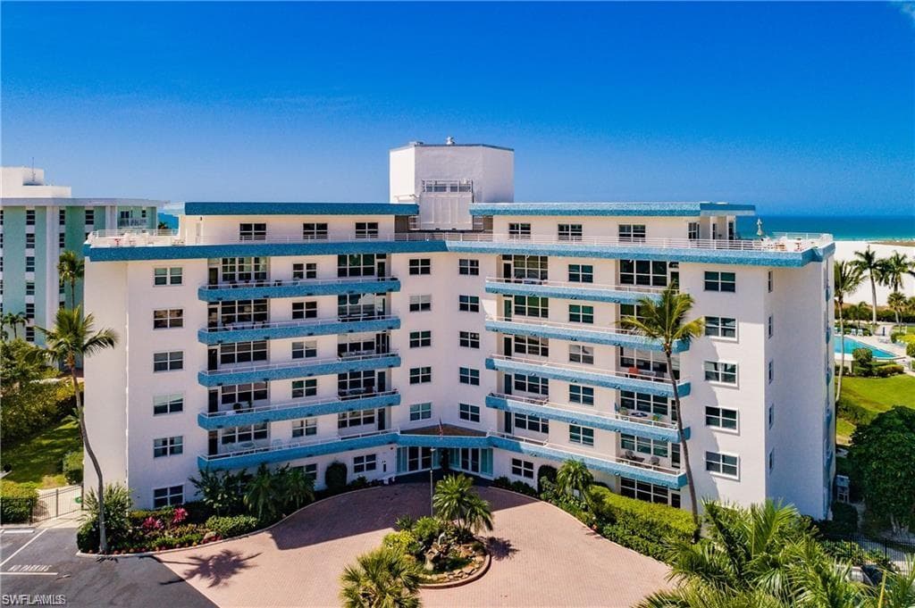 220 Seaview Ct 213, Marco Island, FL 34145-1