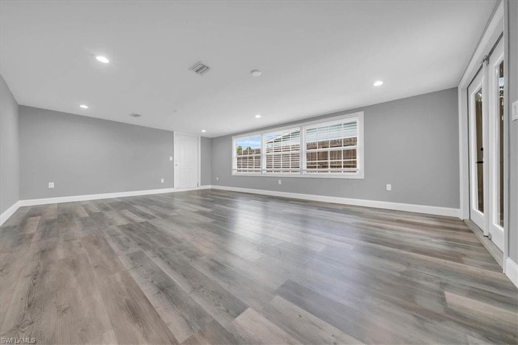 3897 Coconut Cir S, Naples, FL 34104-23