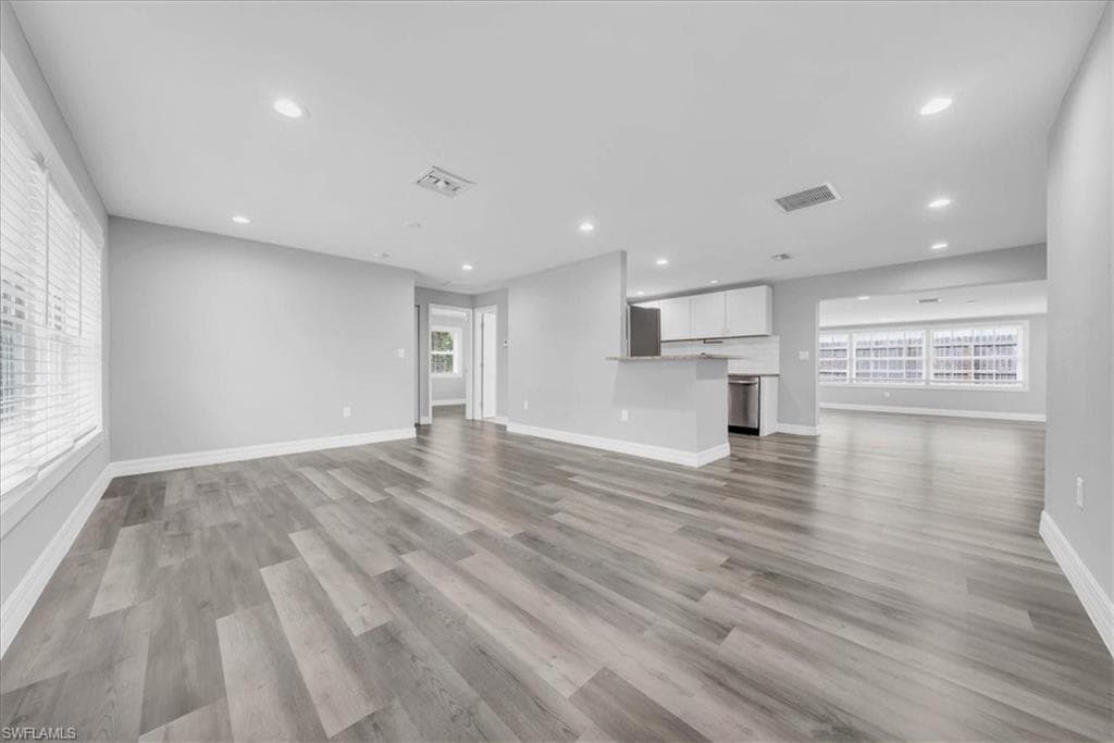 3897 Coconut Cir S, Naples, FL 34104-6