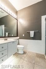 2258 Heydon Cir W, Naples, FL 34120-14