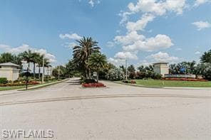 2258 Heydon Cir W, Naples, FL 34120-40