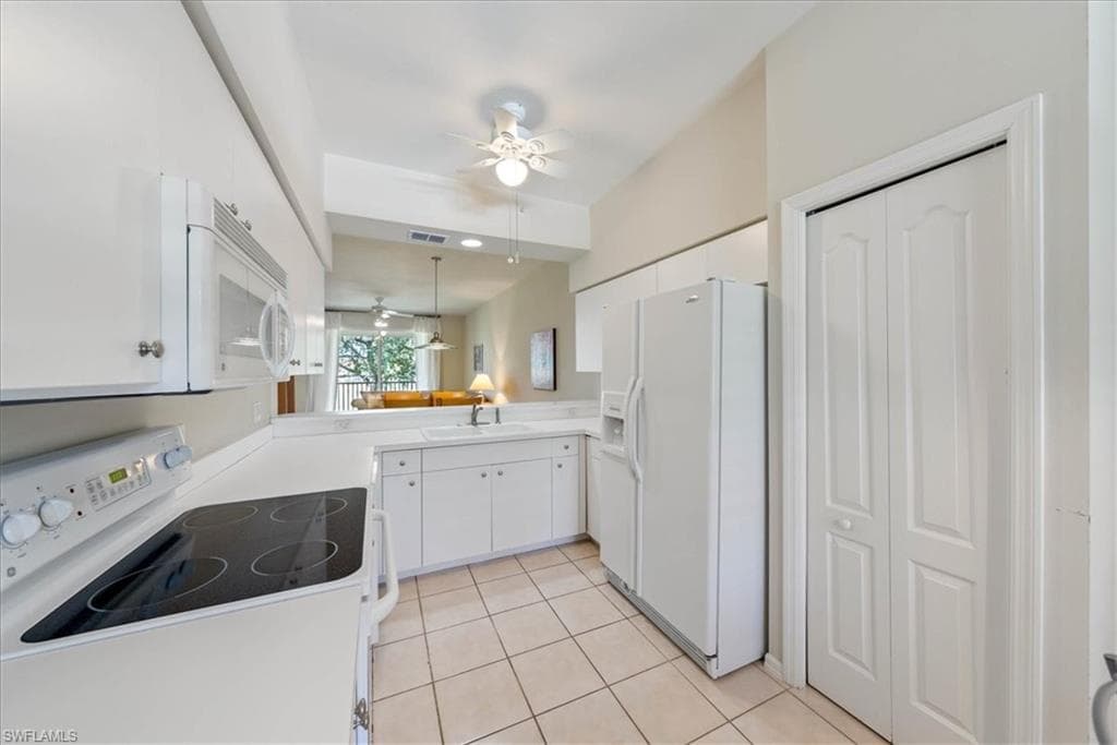 2690 Cypress Trace Cir 3225, Naples, FL 34119-10