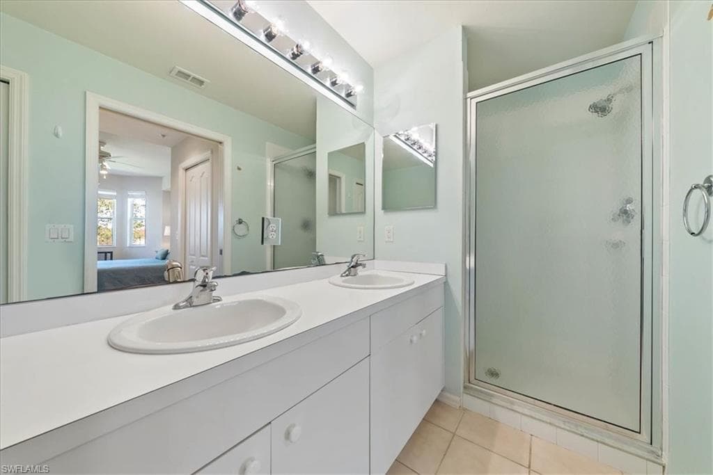 2690 Cypress Trace Cir 3225, Naples, FL 34119-18