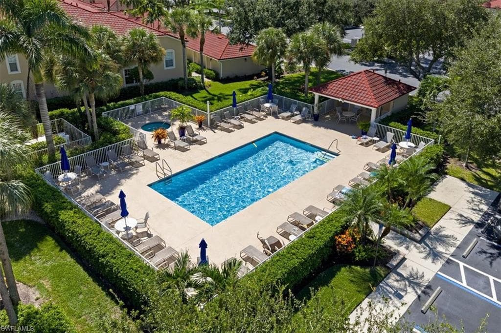 2690 Cypress Trace Cir 3225, Naples, FL 34119-30