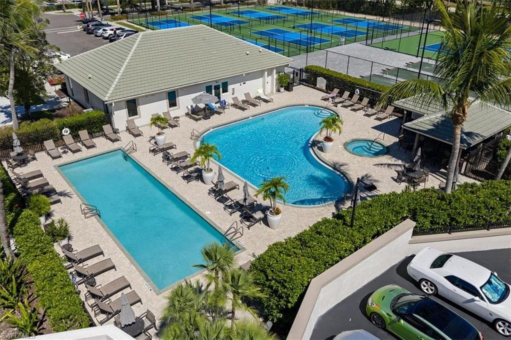 2690 Cypress Trace Cir 3225, Naples, FL 34119-32