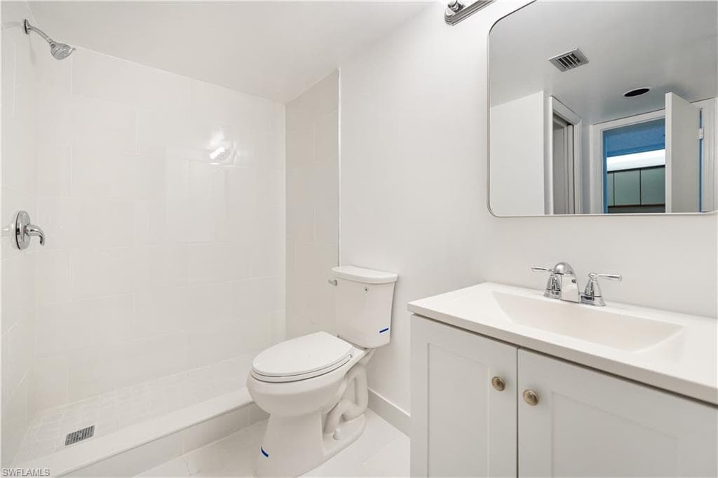 10204 Mangrove Drive, Boynton Beach, FL 33437-12