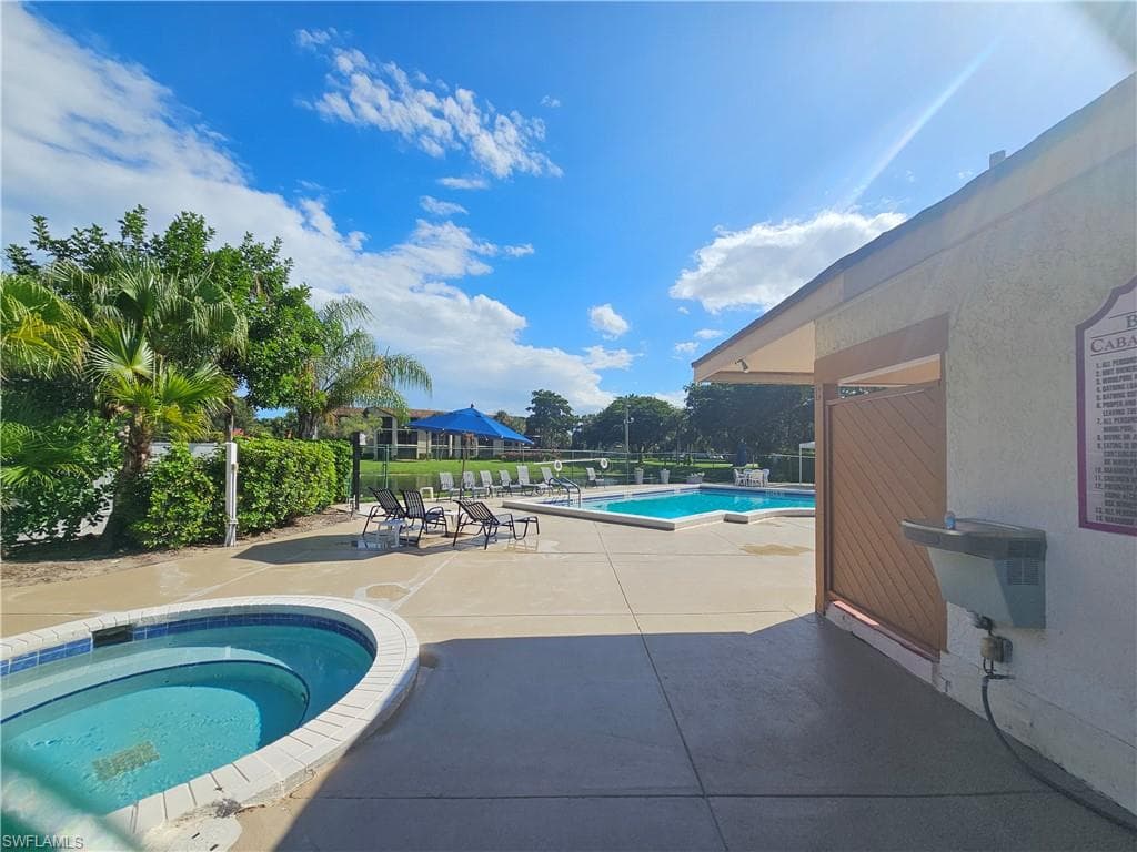 10204 Mangrove Drive, Boynton Beach, FL 33437-20