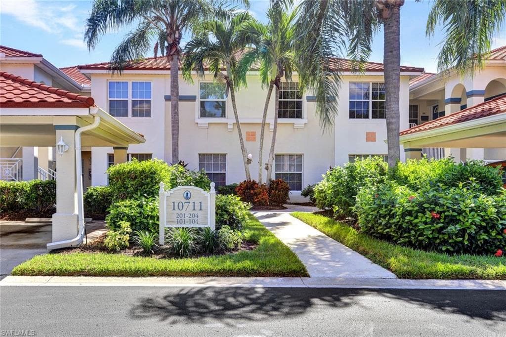 10711 Halfmoon Shoal Rd 203, Estero, FL 34135-25