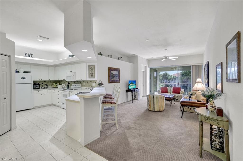 10711 Halfmoon Shoal Rd 203, Estero, FL 34135-4