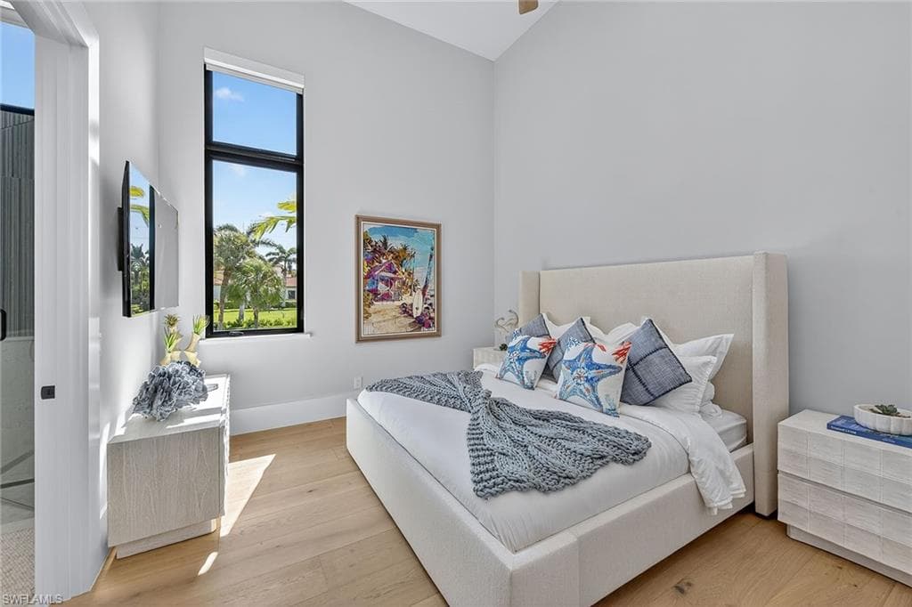 1598 Heights Ct, Marco Island, FL 34145-24