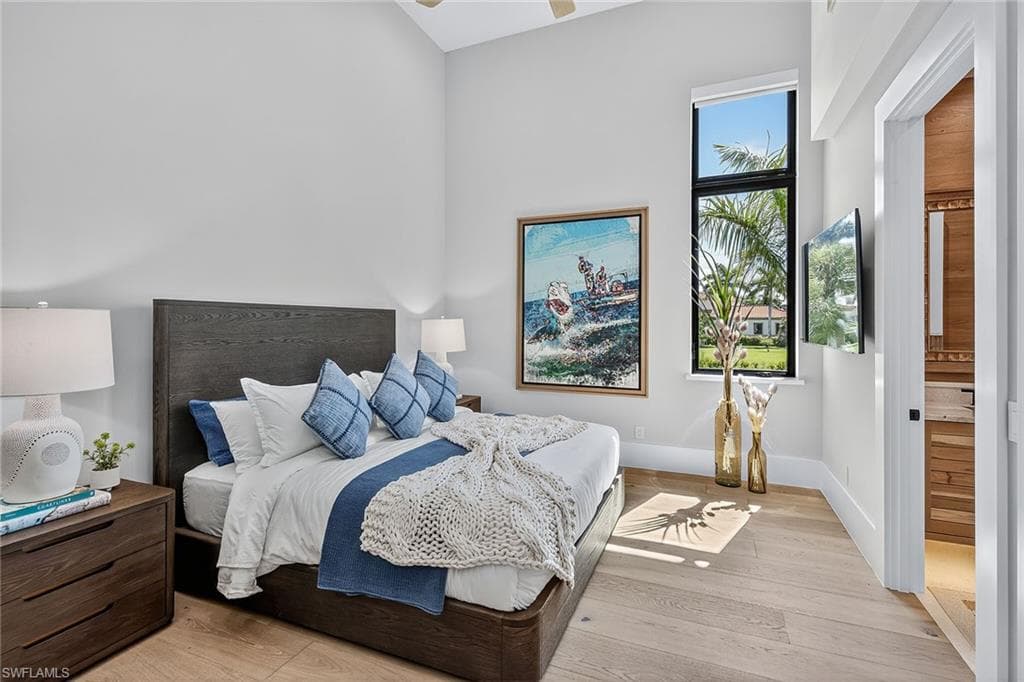 1598 Heights Ct, Marco Island, FL 34145-28