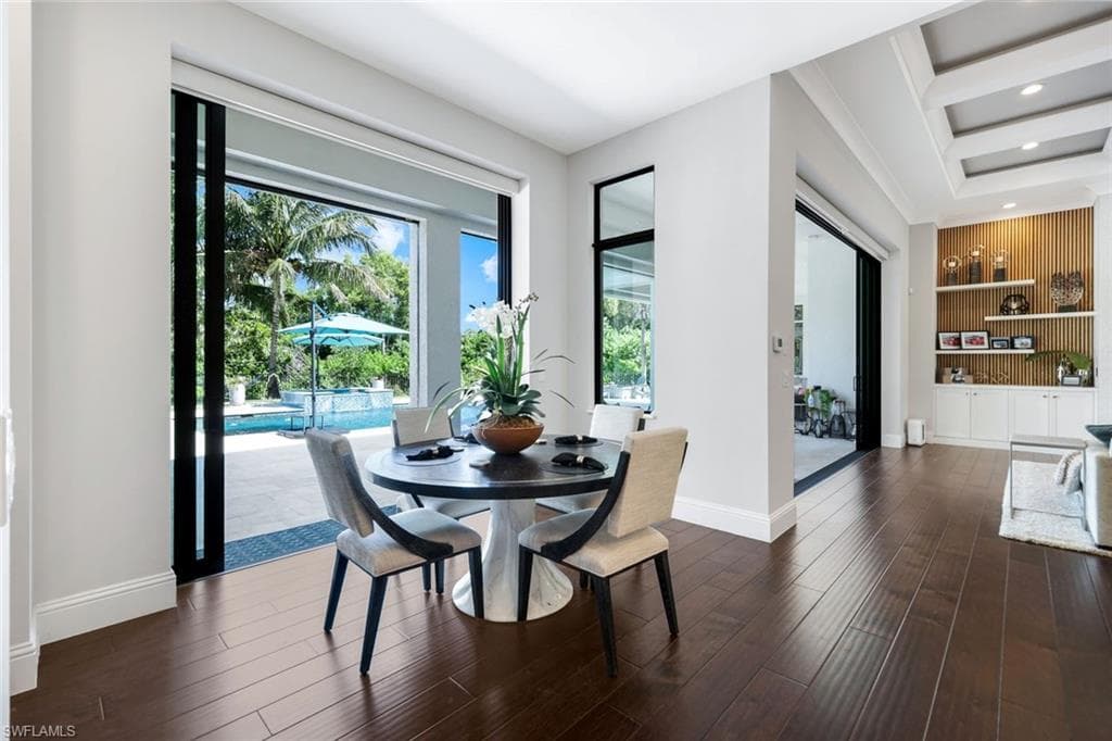 5861 Napa Woods Way, Naples, FL 34116-14