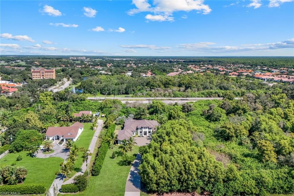 5861 Napa Woods Way, Naples, FL 34116-45