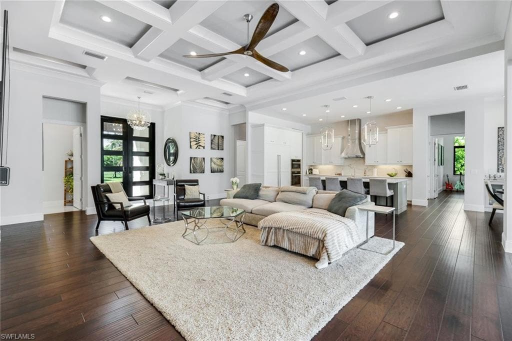 5861 Napa Woods Way, Naples, FL 34116-6