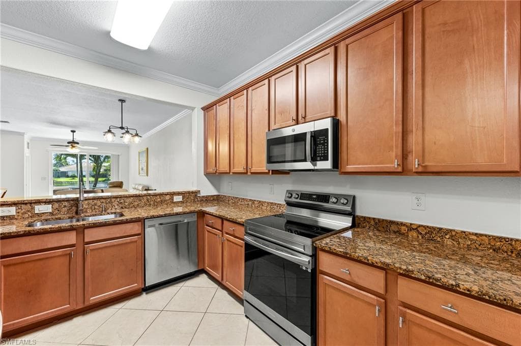 14716 Cranberry Ct, Naples, FL 34114-10