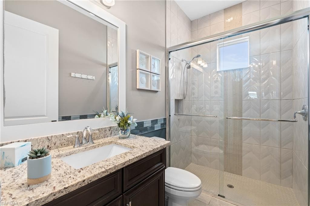 3671 Sapphire Cove Cir, Naples, FL 34114-24