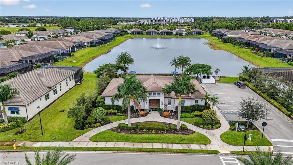 3671 Sapphire Cove Cir, Naples, FL 34114-33