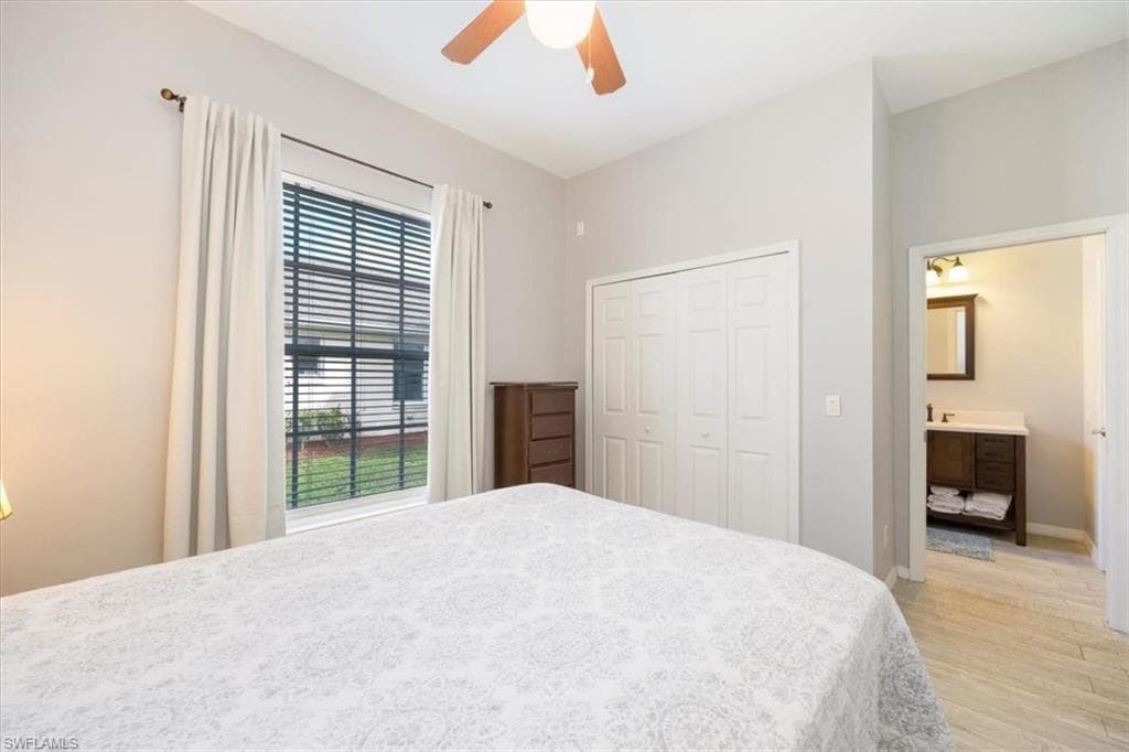 496 Raven Way, Naples, FL 34110-23