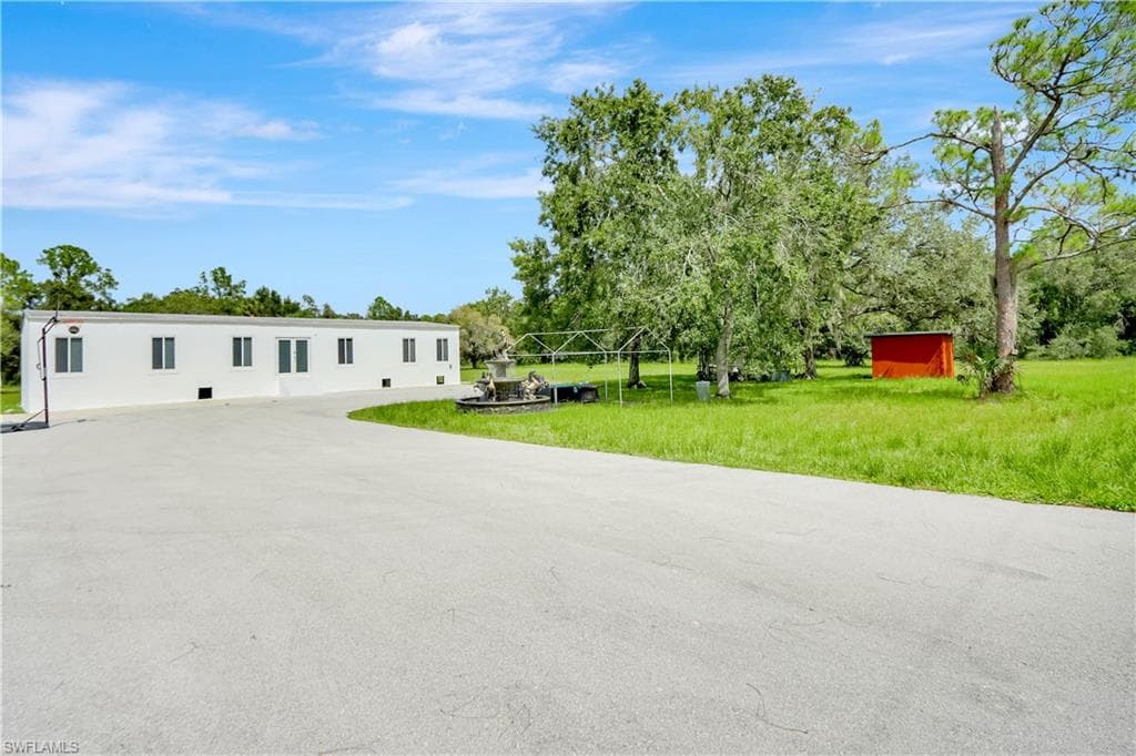 227 Hunting Club Ave, Clewiston, FL 33440-5