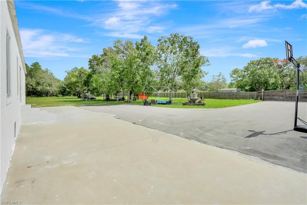 227 Hunting Club Ave, Clewiston, FL 33440-7