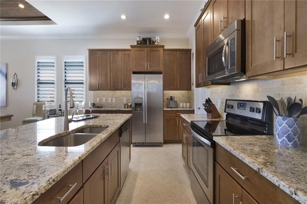 1410 Redona Way, Naples, FL 34113-14