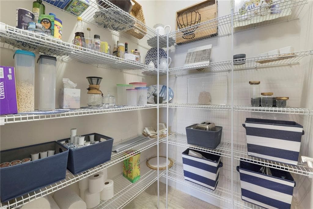 1410 Redona Way, Naples, FL 34113-15