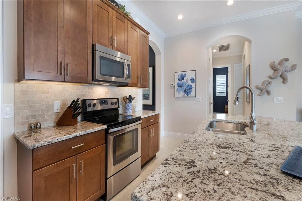 1410 Redona Way, Naples, FL 34113-16