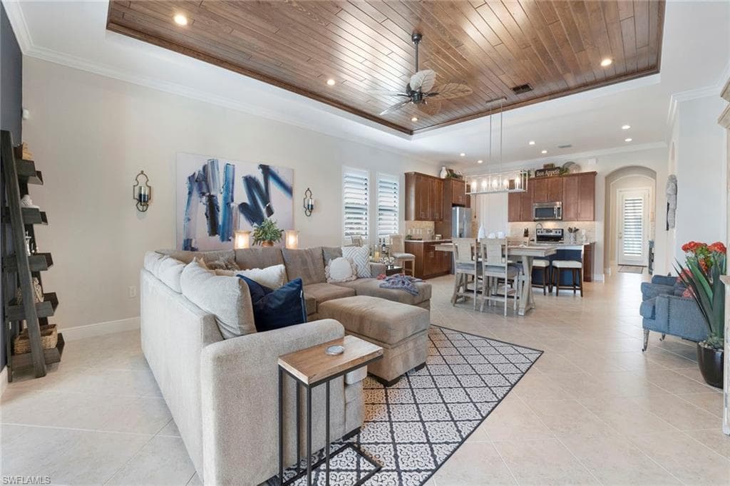 1410 Redona Way, Naples, FL 34113-19