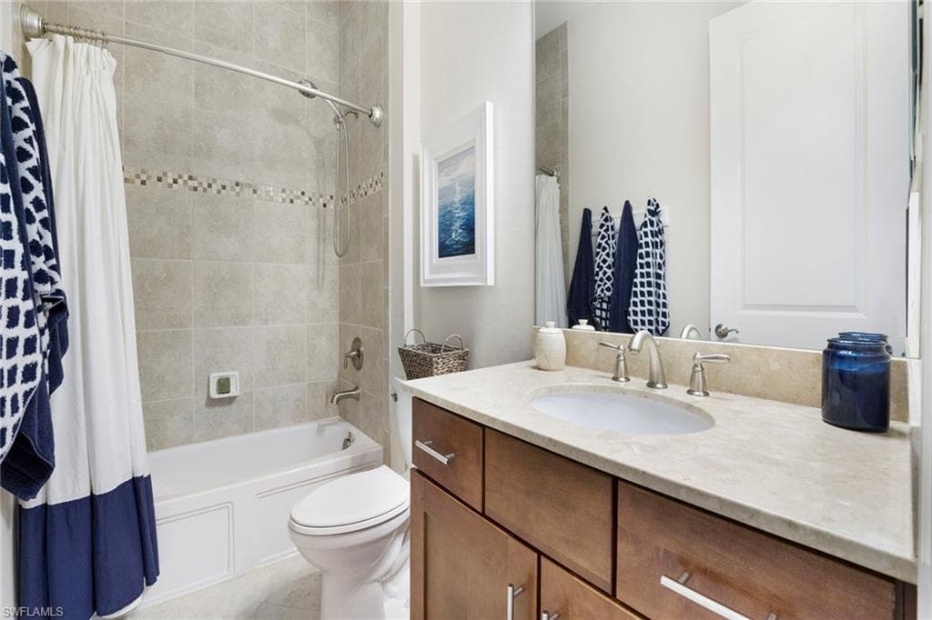 1410 Redona Way, Naples, FL 34113-25