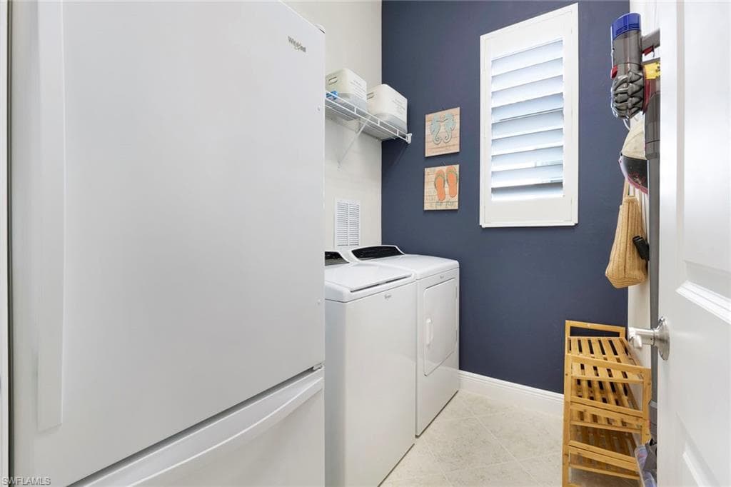 1410 Redona Way, Naples, FL 34113-30