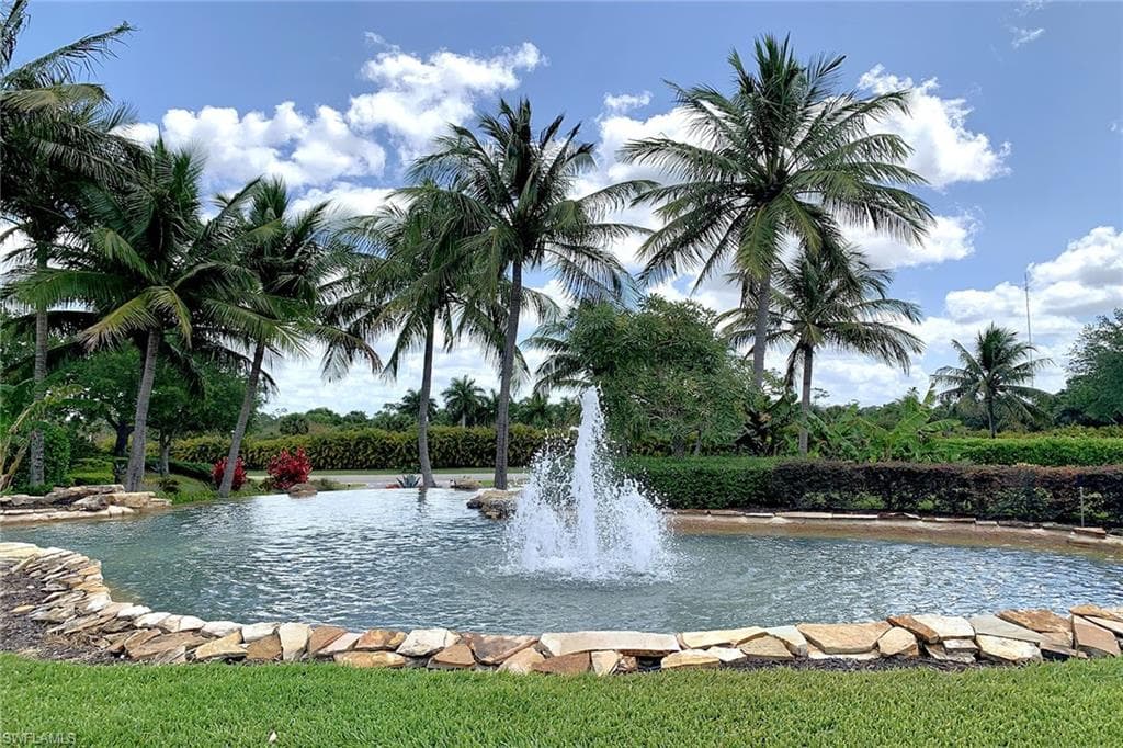 1410 Redona Way, Naples, FL 34113-48