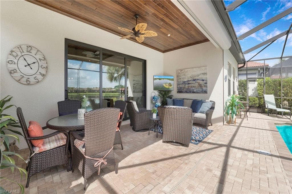 1410 Redona Way, Naples, FL 34113-6