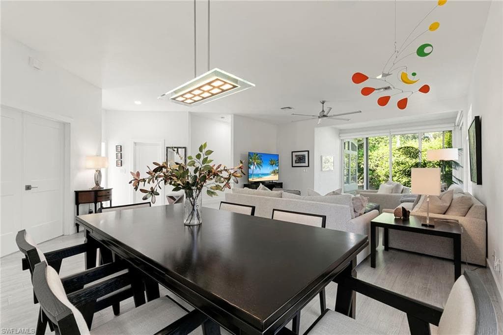 101 Amblewood Ln 1-104, Naples, FL 34105-12