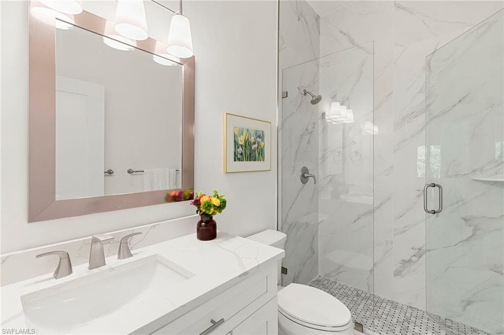 101 Amblewood Ln 1-104, Naples, FL 34105-23