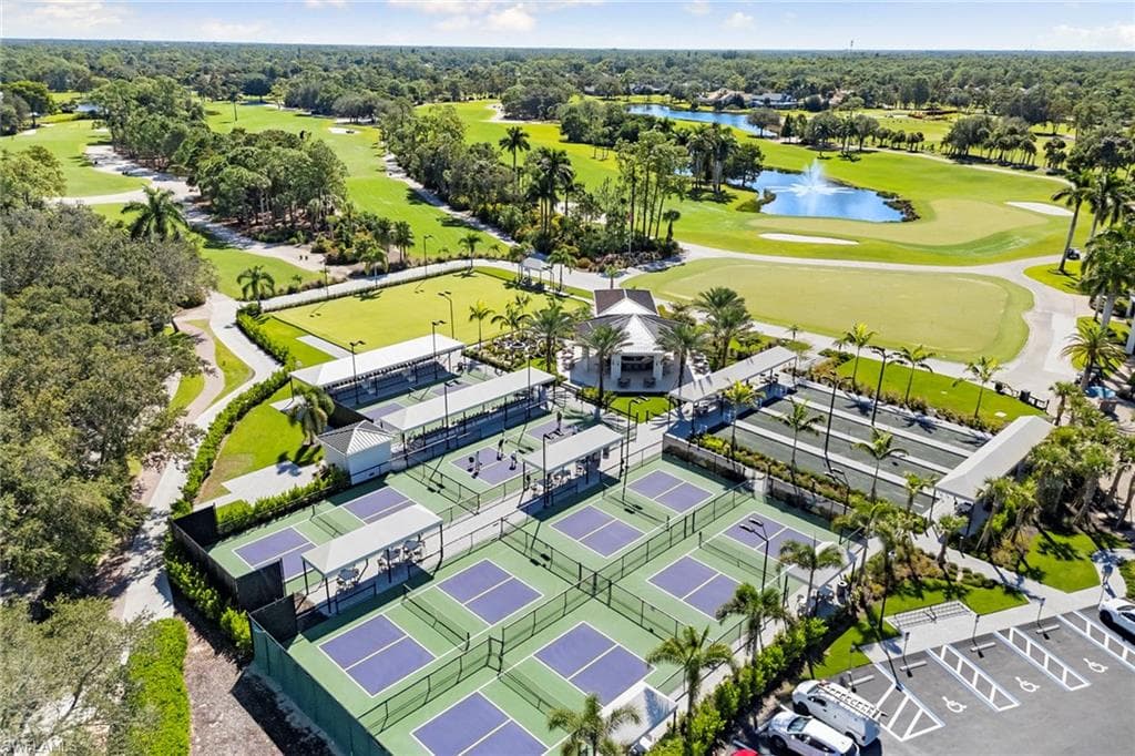 101 Amblewood Ln 1-104, Naples, FL 34105-34