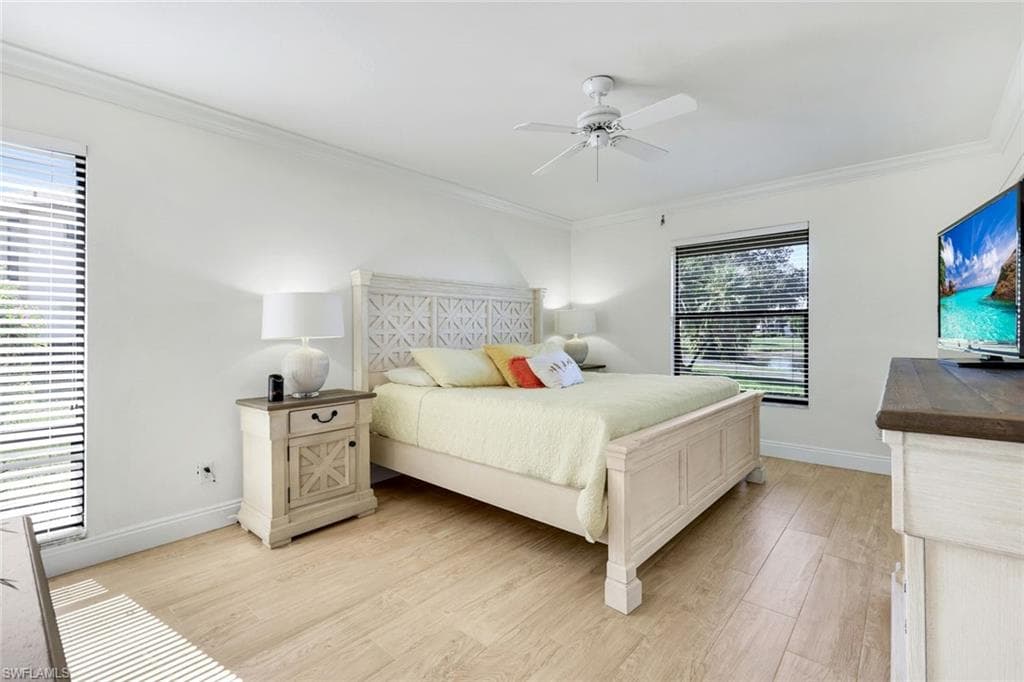 529 Lake Louise Cir 101, Naples, FL 34110-13