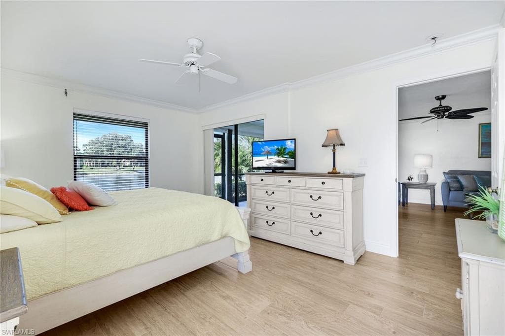 529 Lake Louise Cir 101, Naples, FL 34110-14