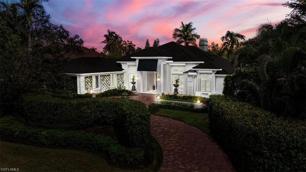 15270 Burnaby Dr, Naples, FL 34110-3